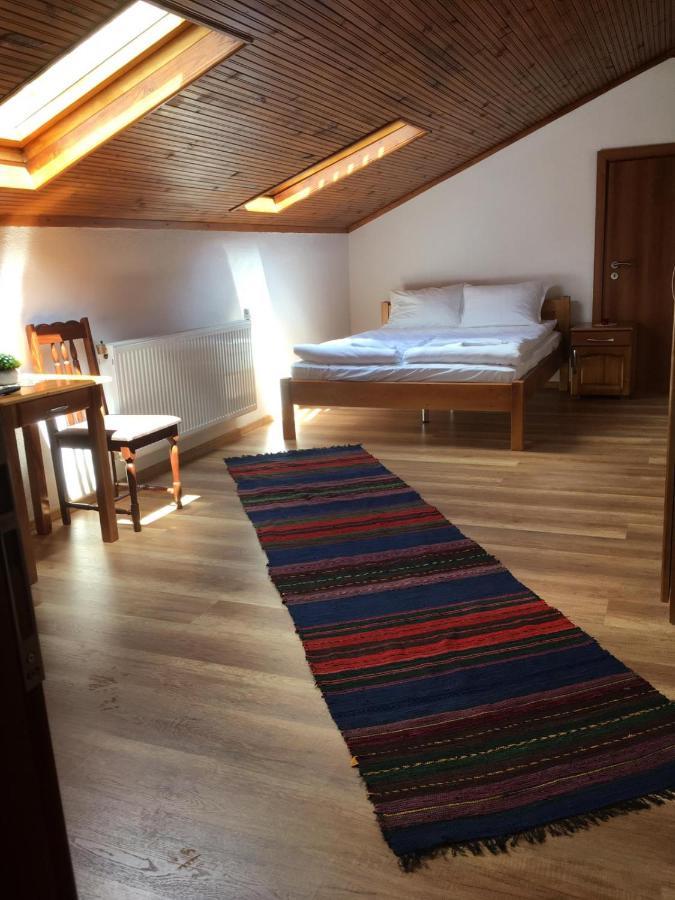 Hotel Сининкова Къща à Melnik  Extérieur photo