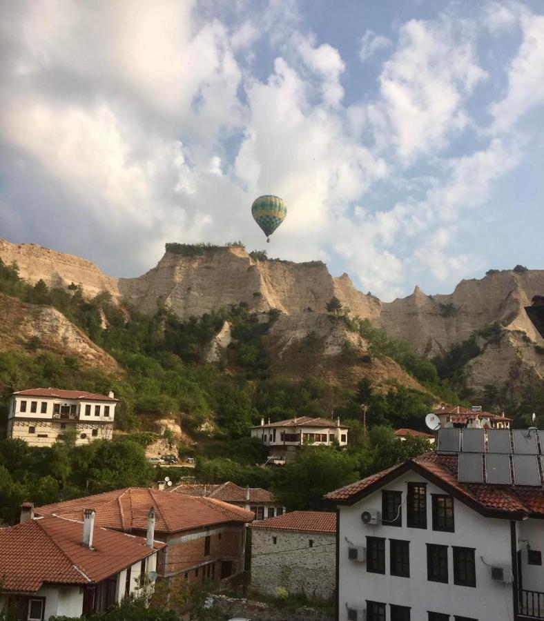 Hotel Сининкова Къща à Melnik  Extérieur photo