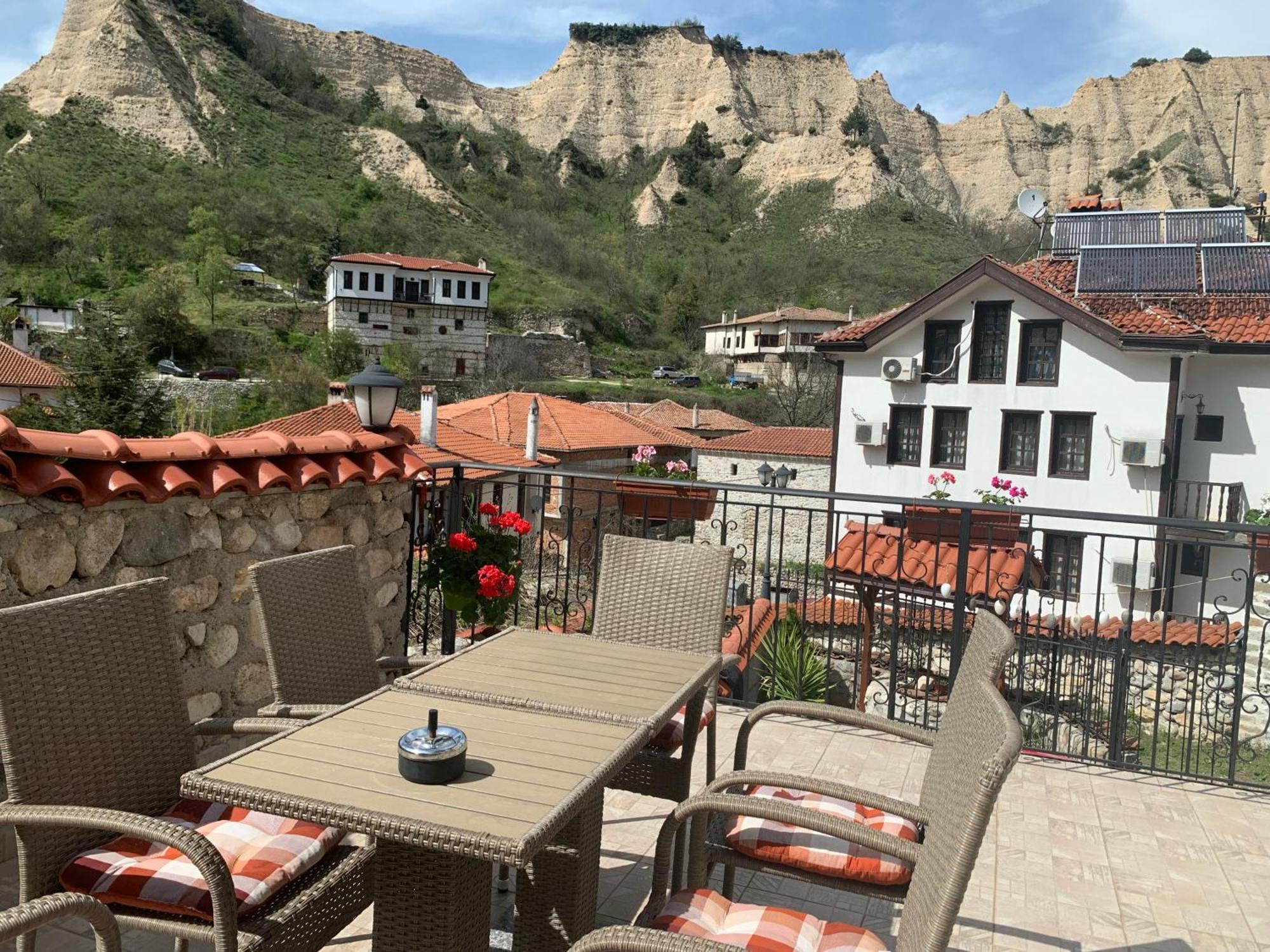 Hotel Сининкова Къща à Melnik  Extérieur photo